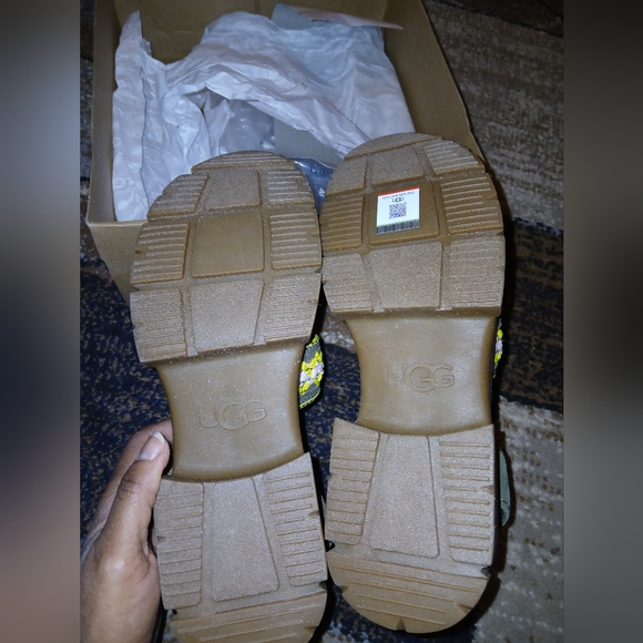 Ugg Ashton Heritage Chunky Platform Sandals with Braided Strap - Picture 5 of 8